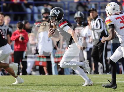 Thumbnail 1 in Pomona vs. Coronado (CHSAA 3A First Round) photogallery.