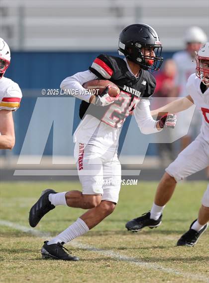 Thumbnail 2 in Pomona vs. Coronado (CHSAA 3A First Round) photogallery.