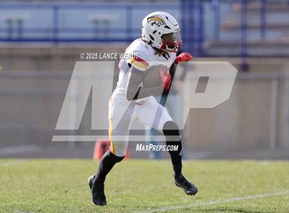 Thumbnail 1 in Pomona vs. Coronado (CHSAA 3A First Round) photogallery.