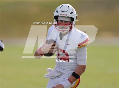 Thumbnail 2 in Pomona vs. Coronado (CHSAA 3A First Round) photogallery.