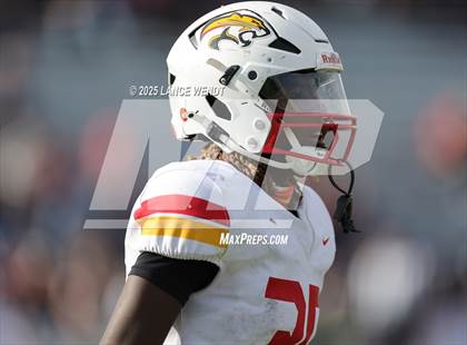 Thumbnail 3 in Pomona vs. Coronado (CHSAA 3A First Round) photogallery.