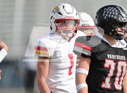 Thumbnail 1 in Pomona vs. Coronado (CHSAA 3A First Round) photogallery.