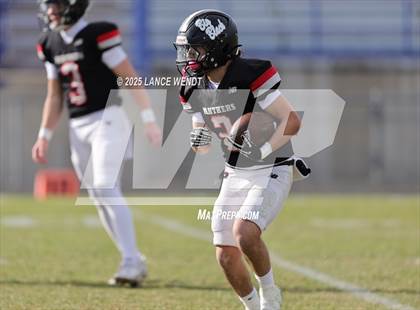 Thumbnail 1 in Pomona vs. Coronado (CHSAA 3A First Round) photogallery.