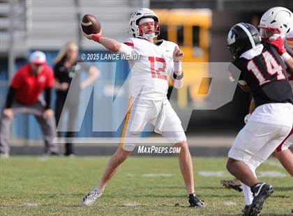 Thumbnail 3 in Pomona vs. Coronado (CHSAA 3A First Round) photogallery.