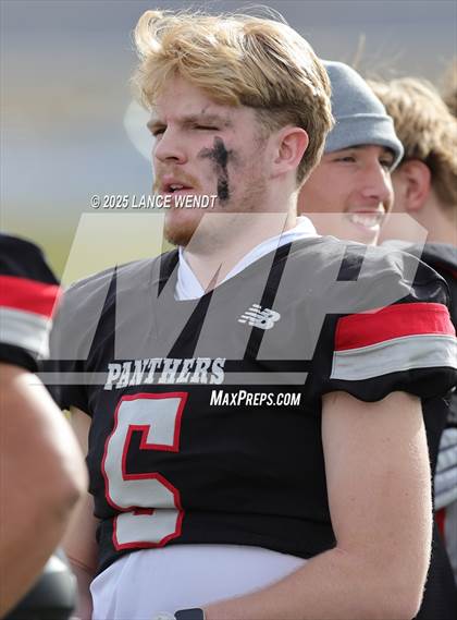 Thumbnail 3 in Pomona vs. Coronado (CHSAA 3A First Round) photogallery.