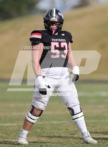 Thumbnail 2 in Pomona vs. Coronado (CHSAA 3A First Round) photogallery.