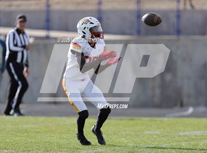 Thumbnail 3 in Pomona vs. Coronado (CHSAA 3A First Round) photogallery.