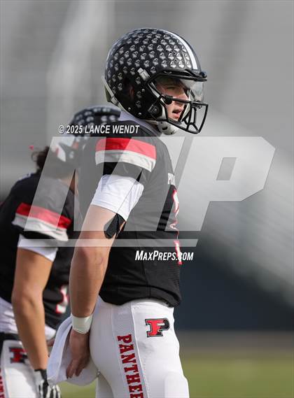 Thumbnail 2 in Pomona vs. Coronado (CHSAA 3A First Round) photogallery.