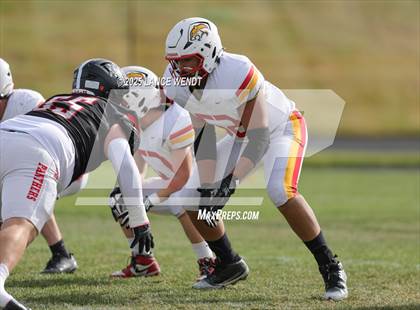 Thumbnail 2 in Pomona vs. Coronado (CHSAA 3A First Round) photogallery.