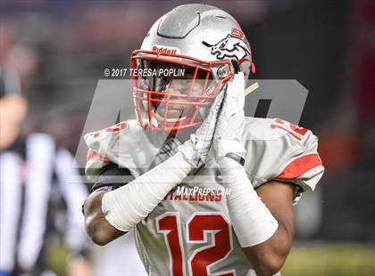 Thumbnail 3 in Hartsville vs. South Pointe (SCHSL AAAA Final) photogallery.