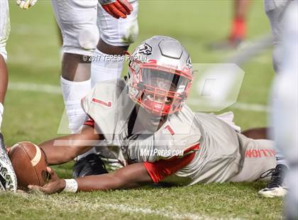 Thumbnail 2 in Hartsville vs. South Pointe (SCHSL AAAA Final) photogallery.