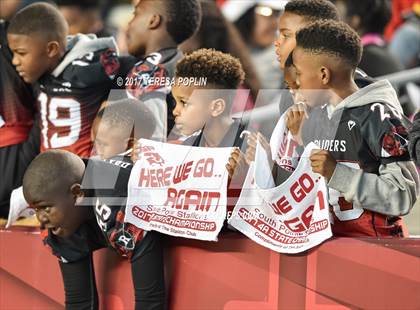 Thumbnail 1 in Hartsville vs. South Pointe (SCHSL AAAA Final) photogallery.