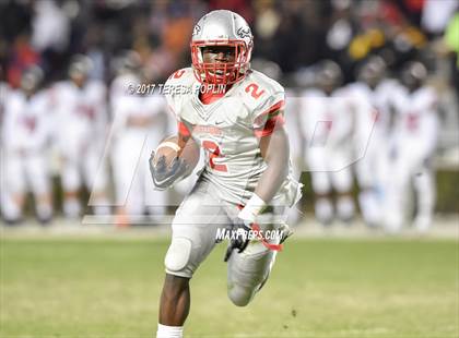 Thumbnail 1 in Hartsville vs. South Pointe (SCHSL AAAA Final) photogallery.