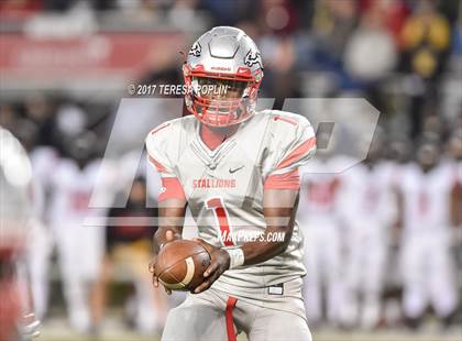 Thumbnail 2 in Hartsville vs. South Pointe (SCHSL AAAA Final) photogallery.