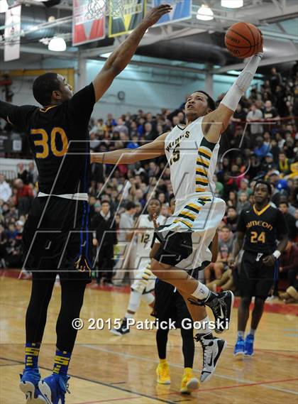 Thumbnail 2 in Simeon vs Stevenson (McDonald's City-Suburban Showdown) photogallery.