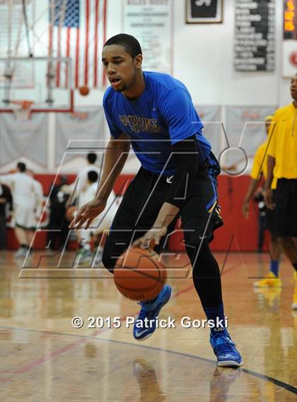 Thumbnail 3 in Simeon vs Stevenson (McDonald's City-Suburban Showdown) photogallery.