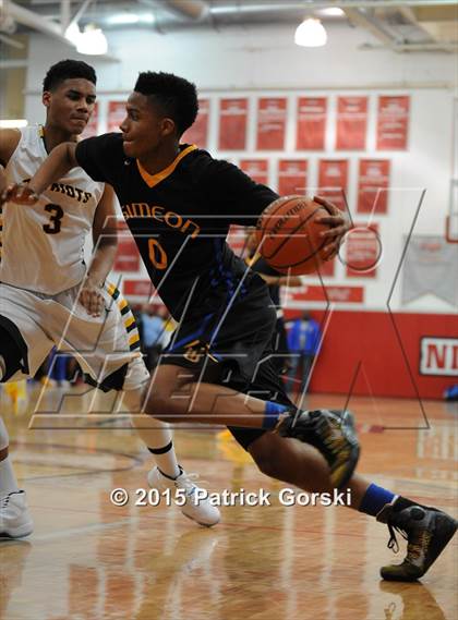 Thumbnail 3 in Simeon vs Stevenson (McDonald's City-Suburban Showdown) photogallery.