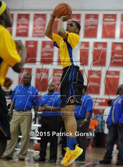 Thumbnail 2 in Simeon vs Stevenson (McDonald's City-Suburban Showdown) photogallery.