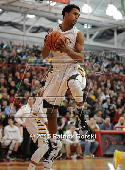 Thumbnail 1 in Simeon vs Stevenson (McDonald's City-Suburban Showdown) photogallery.