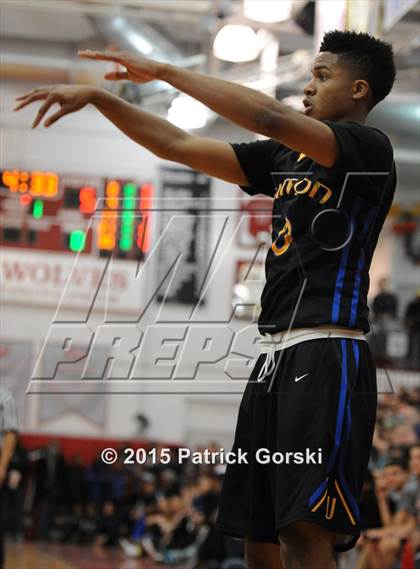 Thumbnail 3 in Simeon vs Stevenson (McDonald's City-Suburban Showdown) photogallery.