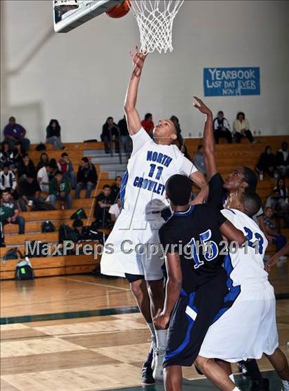 Thumbnail 1 in North Crowley vs. Spring Dekaney (McDonalds Texas Invitational) photogallery.