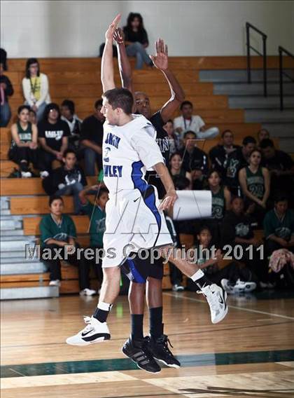 Thumbnail 3 in North Crowley vs. Spring Dekaney (McDonalds Texas Invitational) photogallery.
