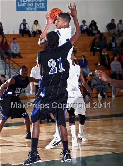 Thumbnail 3 in North Crowley vs. Spring Dekaney (McDonalds Texas Invitational) photogallery.