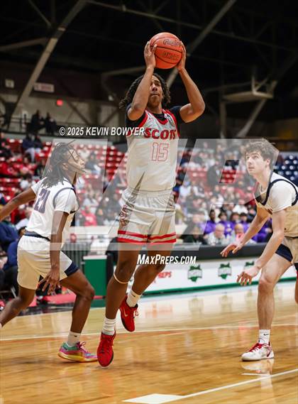 Thumbnail 3 in Bishop Hartley vs. Walnut Ridge (OHSAA D3 Central 1 District Championship) photogallery.