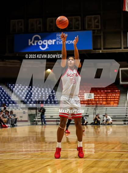 Thumbnail 2 in Bishop Hartley vs. Walnut Ridge (OHSAA D3 Central 1 District Championship) photogallery.