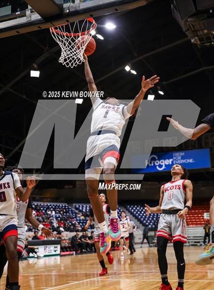 Thumbnail 3 in Bishop Hartley vs. Walnut Ridge (OHSAA D3 Central 1 District Championship) photogallery.