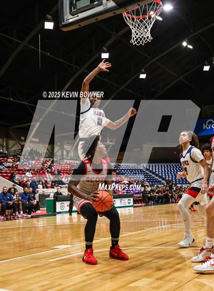 Thumbnail 2 in Bishop Hartley vs. Walnut Ridge (OHSAA D3 Central 1 District Championship) photogallery.