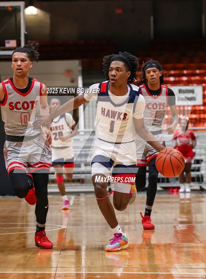 Thumbnail 2 in Bishop Hartley vs. Walnut Ridge (OHSAA D3 Central 1 District Championship) photogallery.