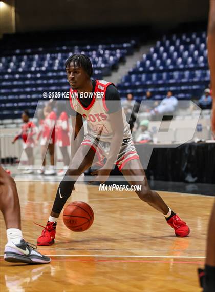Thumbnail 2 in Bishop Hartley vs. Walnut Ridge (OHSAA D3 Central 1 District Championship) photogallery.