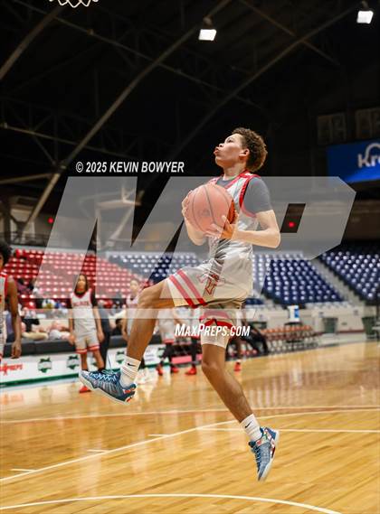 Thumbnail 1 in Bishop Hartley vs. Walnut Ridge (OHSAA D3 Central 1 District Championship) photogallery.