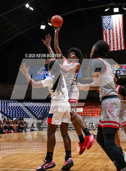 Thumbnail 1 in Bishop Hartley vs. Walnut Ridge (OHSAA D3 Central 1 District Championship) photogallery.