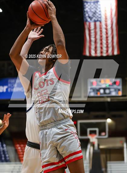 Thumbnail 1 in Bishop Hartley vs. Walnut Ridge (OHSAA D3 Central 1 District Championship) photogallery.