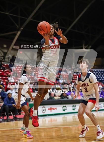 Thumbnail 1 in Bishop Hartley vs. Walnut Ridge (OHSAA D3 Central 1 District Championship) photogallery.