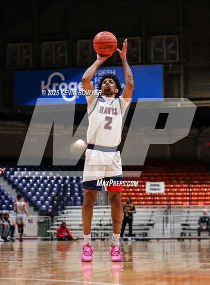 Thumbnail 3 in Bishop Hartley vs. Walnut Ridge (OHSAA D3 Central 1 District Championship) photogallery.