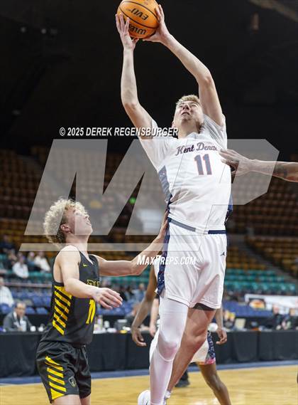 Thumbnail 2 in Prospect Ridge Academy vs Kent Denver (CHSAA 4A Semifinal) photogallery.