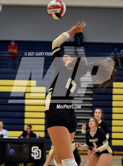 Thumbnail 2 in Bradley Central @ Soddy Daisy photogallery.