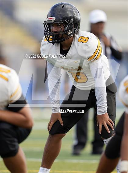 Thumbnail 2 in Nanakuli vs Kalani photogallery.