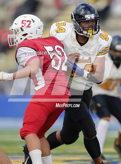 Thumbnail 3 in Nanakuli vs Kalani photogallery.