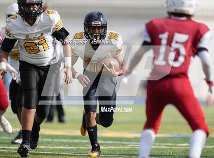Thumbnail 3 in Nanakuli vs Kalani photogallery.