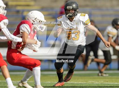 Thumbnail 3 in Nanakuli vs Kalani photogallery.