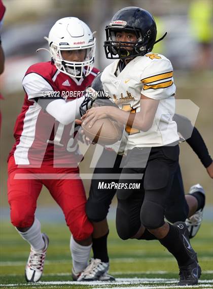 Thumbnail 2 in Nanakuli vs Kalani photogallery.