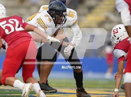 Thumbnail 2 in Nanakuli vs Kalani photogallery.