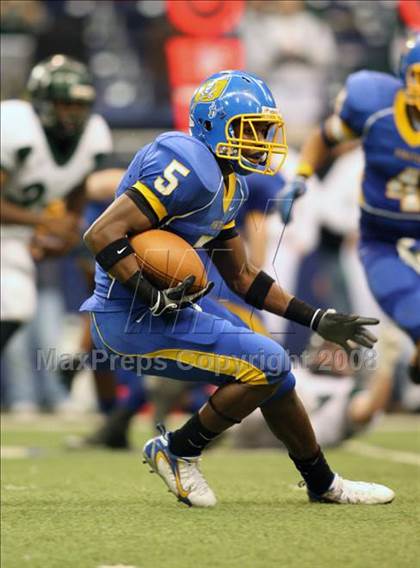 Thumbnail 3 in La Vega vs. Prosper (Texas 3A D2 State Final) photogallery.
