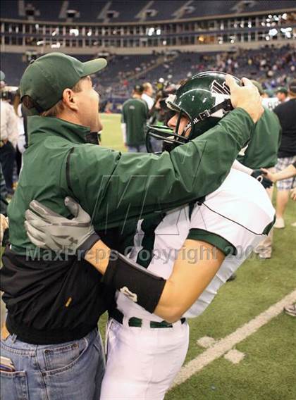 Thumbnail 1 in La Vega vs. Prosper (Texas 3A D2 State Final) photogallery.