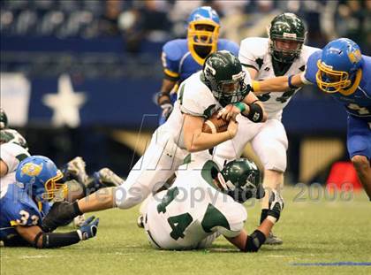 Thumbnail 1 in La Vega vs. Prosper (Texas 3A D2 State Final) photogallery.