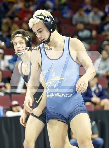 Thumbnail 3 in CIF State Boys Wrestling Championships (Day 1 - Round 3) photogallery.